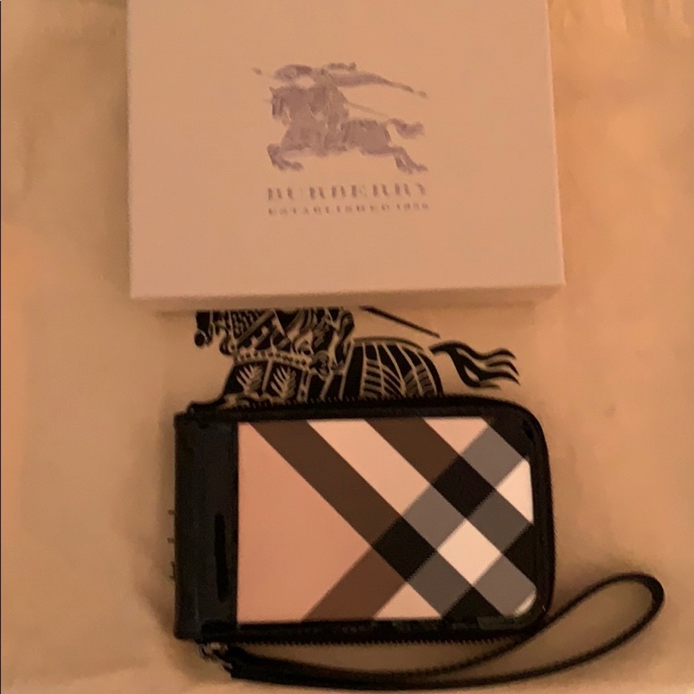 Nova Walton Coin Case with Card Slots